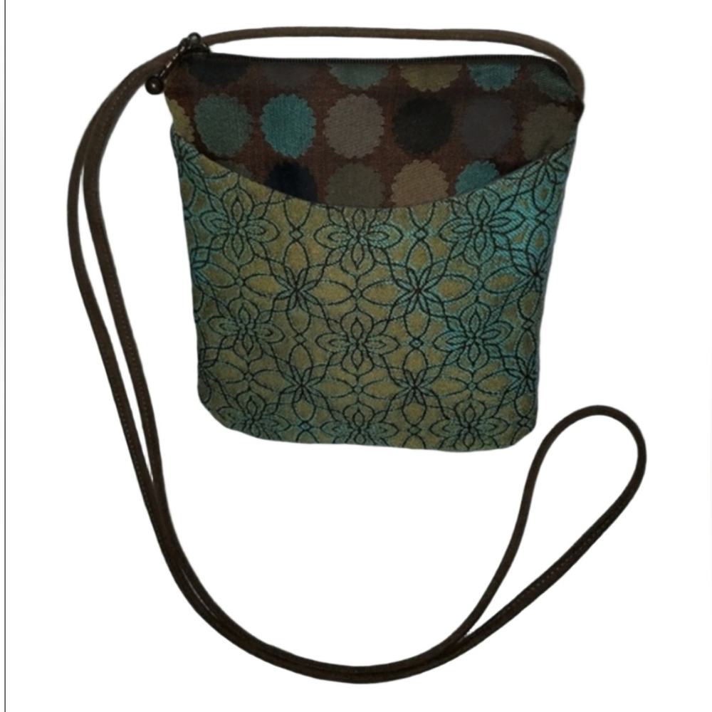 Maruca Cupcake Crossbody Bag